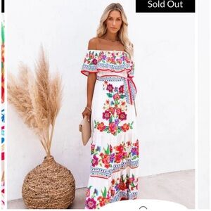 NWOT VICI MAMANUCA FLORAL OFF THE SHOULDER MAXI DRESS